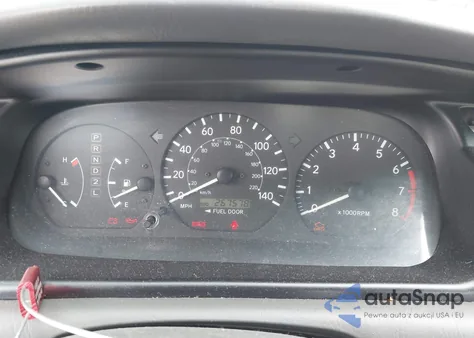 2000 Toyota Camry Le from USA, damaged, VIN 4T1BG22K7YU654850